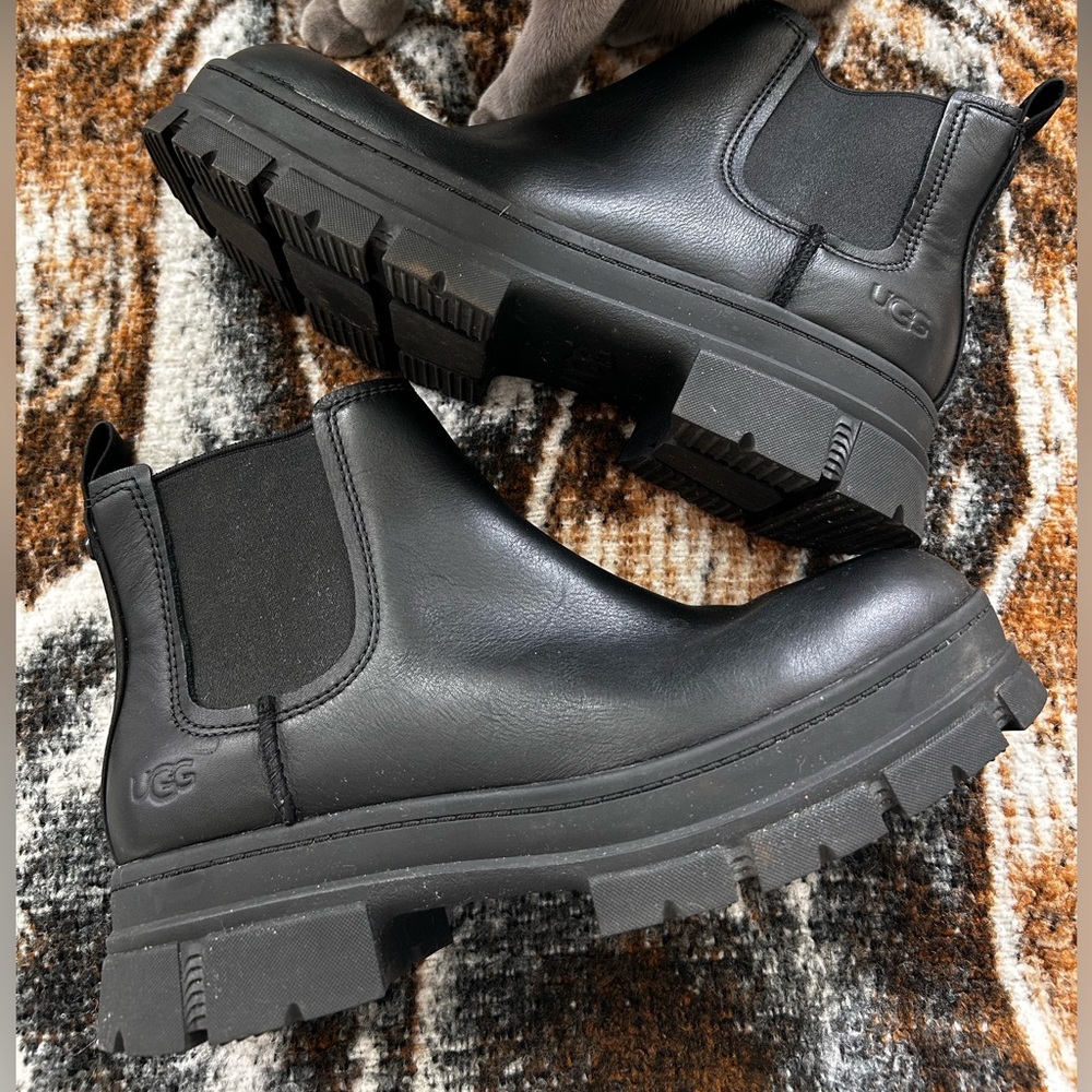 Ugg Ashton Waterproof Chelsea Boots, 9.5